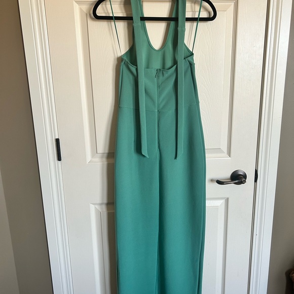 A&F Keyhole Halter Maxi Dress - Picture 2 of 4